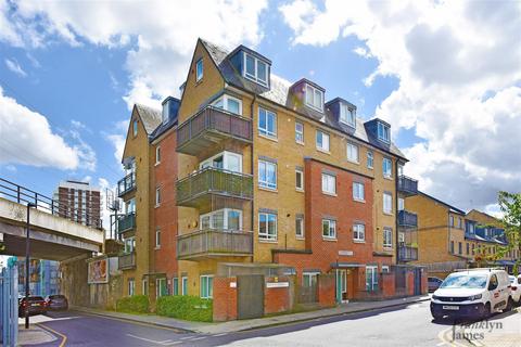 1 bedroom flat for sale, Repton Street, London, E14