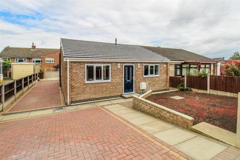 2 bedroom semi-detached bungalow for sale, Springhill Mount, Crofton WF4