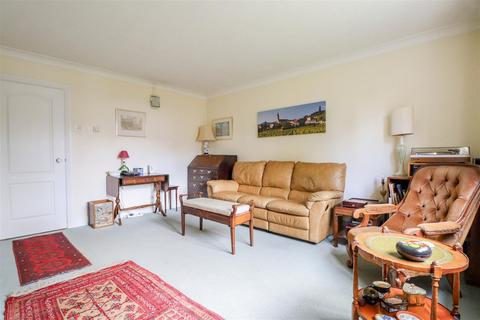 3 bedroom flat for sale, Tanbridge Park, Horsham