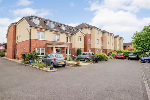 2 bedroom retirement property for sale, Blackbridge Lane, Horsham