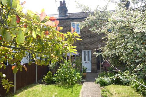 2 bedroom terraced house for sale, Lower Paddock Road, Watford WD19