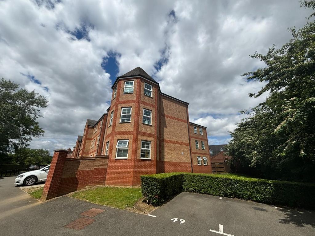 Turners Gardens, Wootton, Northampton... 2 bed apartment £150,000