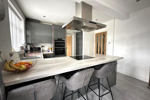 33 Ashley Way, Northampton, NN3 3DZ