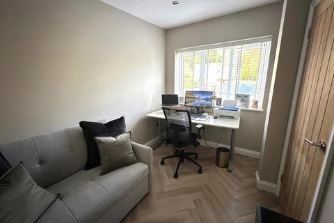 33 Ashley Way, Northampton, NN3 3DZ