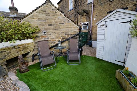 18 Liversedge Row, Bradford, BD7 3LD