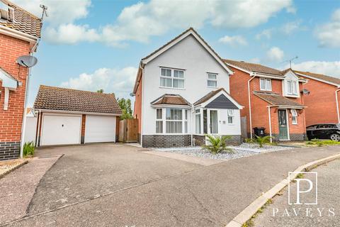 3 bedroom detached house for sale, Lulworth Close, Clacton-On-Sea