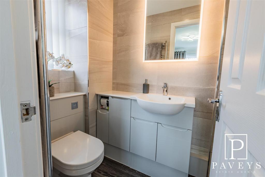 En suite shower room