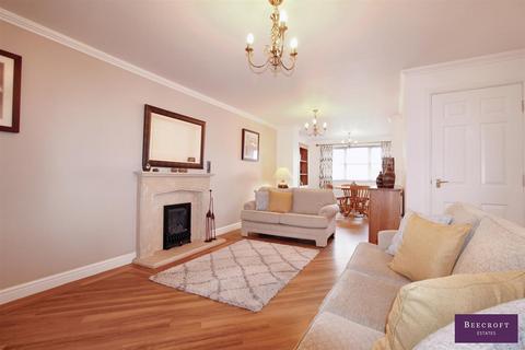 4 bedroom detached house for sale, Lundhill Farm Mews, Hemingfield, BARNSLEY