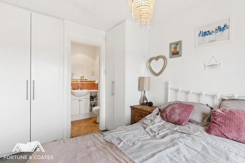 11 Challinor, Church Langley, Harlow, CM17 9XA