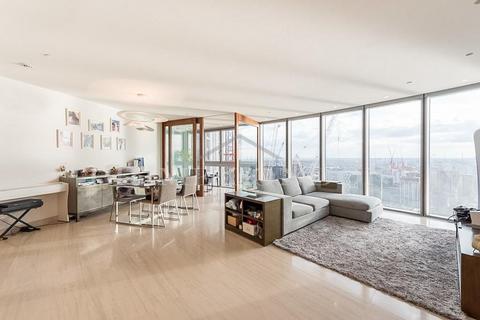 2 bedroom apartment for sale, The Tower, St George Wharf, London