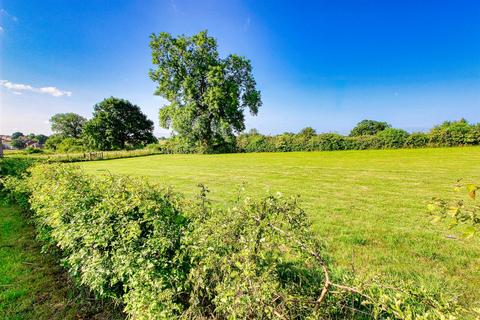 4 bedroom detached house for sale, Longlieve Gardens, Chesterfield S45