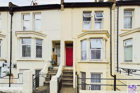 4 bedroom terraced house for sale, Richmond Road, Gillingham