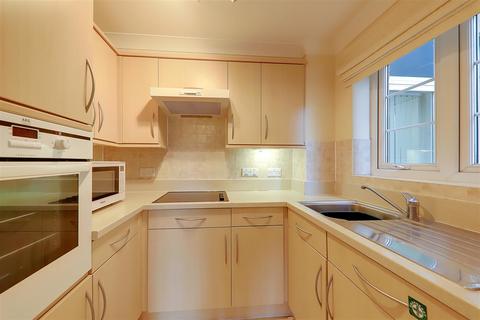 1 bedroom retirement property for sale, Penfold Road, Worthing