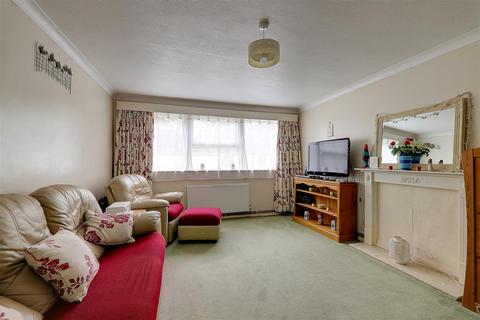 2 bedroom flat for sale, Eaton Court, Gorse Avenue, Worthing