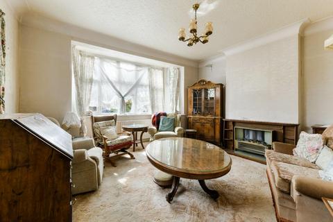 103 Bradstock Road, Epsom, KT17 2LF