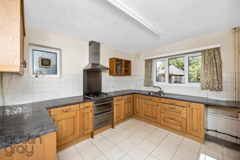 4 bedroom house for sale, Davigdor Road, Hove