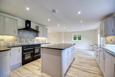 3 bedroom detached house to rent, Quickbourne Lane, Northiam