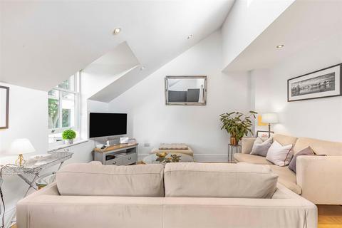 1 bedroom flat for sale, Charles Street, Barnes, London, SW13