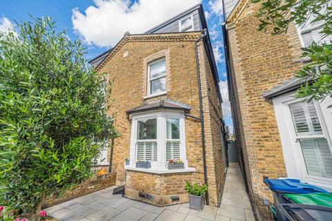 56 Willoughby Road, Kingston Upon Thames, KT2 6LJ