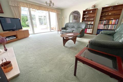 7 Walnut Grove, East Bridgford, Nottingham, NG13 8NS