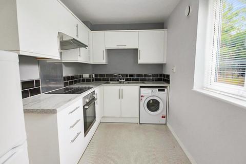 2 bedroom flat for sale, Old London Road, Patcham, Brighton