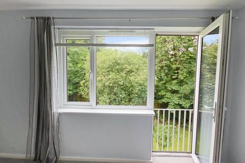 2 bedroom flat for sale, Old London Road, Patcham, Brighton