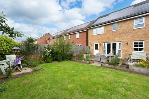 4 bedroom detached house for sale, Shire Green, Carlton, Goole