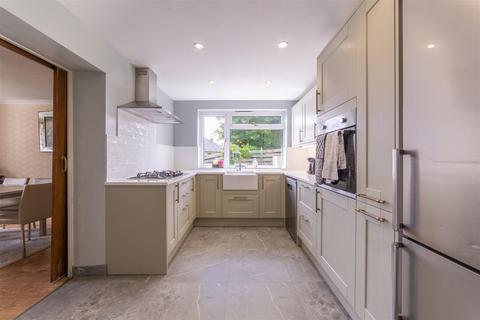 70 Channel View, Penygarn, Pontypool, NP4 8BP