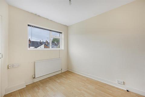 67 Albany Road, Reading, RG30 2UL