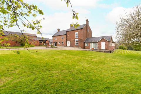 7 bedroom country house for sale, Dudleston, Nr Ellesmere.