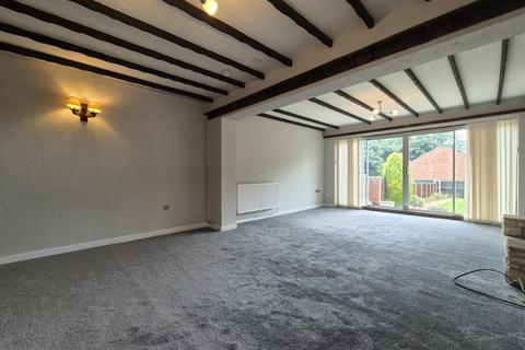 3 bedroom semi-detached house to rent, Amblecote Road, Brierley Hill