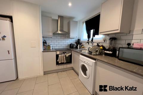 3 bedroom apartment to rent, SE1