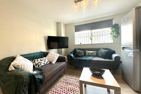 5 bedroom house share to rent, Nottingham NG7