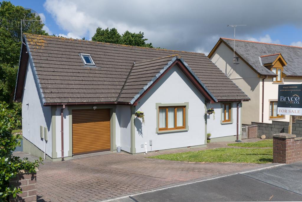 1 Liddeston Valley, Milford Haven SA73 4 bed detached house for sale
