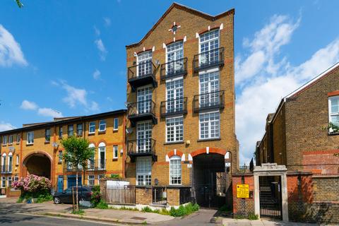 2 bedroom apartment for sale, Tottenham Road, De Beauvoir N1