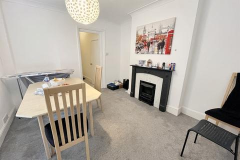 2 bedroom flat for sale, Boscombe