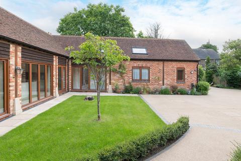 4 bedroom barn conversion for sale, Church End, Elstow, Bedfordshire, MK42