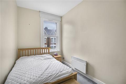 Flat 3, 7 Stanger Road, London, SE25 5JU