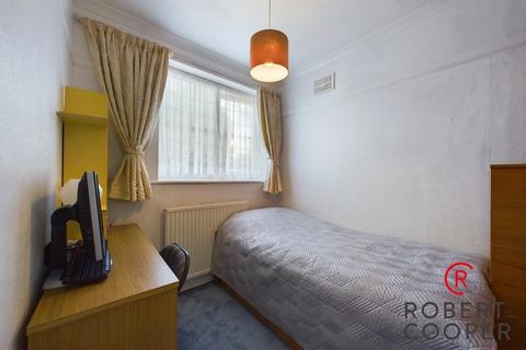 7 Ferncroft Avenue, Ruislip, HA4 9JE