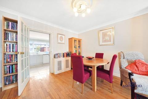 49 Turnage Road, Dagenham, RM8 1QT