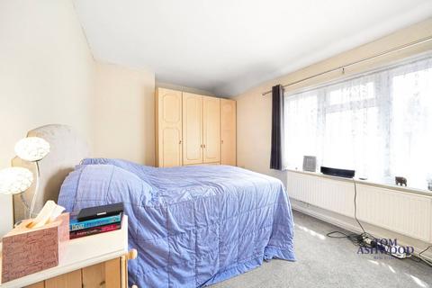 49 Turnage Road, Dagenham, RM8 1QT