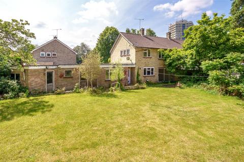 4 bedroom semi-detached house for sale, The Green, Berkshire RG12