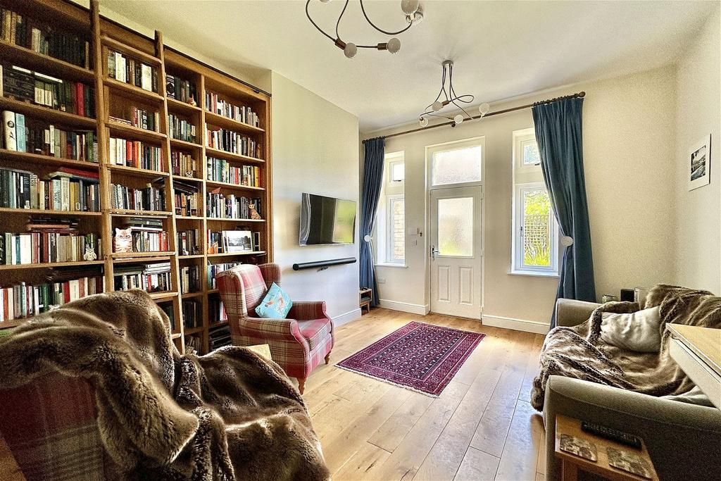 Bannerdown Road, Batheaston 2 bed terraced house for sale £400,000