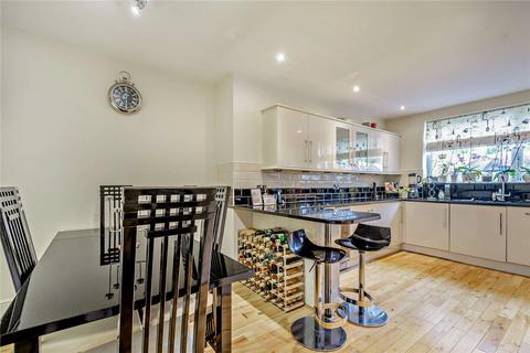 3 bedroom apartment for sale, St James Court, 29A Wheatlands Road East, Harrogate, North Yorkshire, HG2