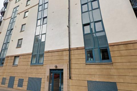 3 bedroom flat to rent, Tower Place, The Shore, Edinburgh, EH6