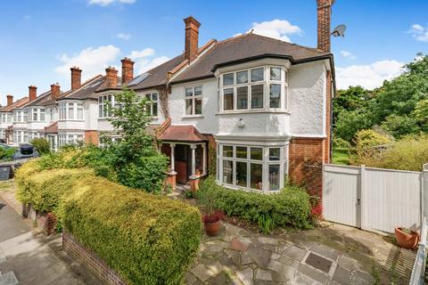 4 bedroom semi-detached house for sale, Wendover Road, Bromley