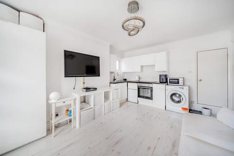 1 bedroom flat for sale, Surbiton,  Surrey,  KT6