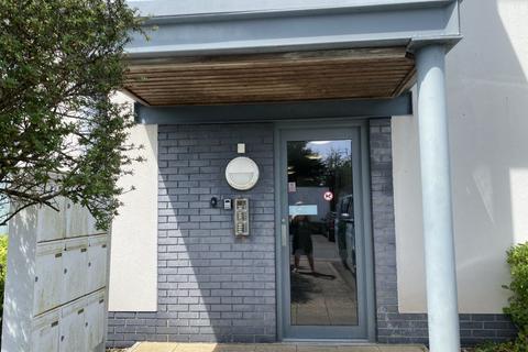 2 bedroom ground floor flat for sale, Samuels Crescent, Whitchurch, Cardiff, CF14