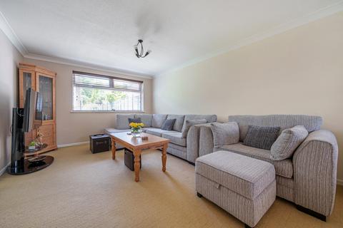 3 bedroom end of terrace house for sale, Horley, Surrey RH6