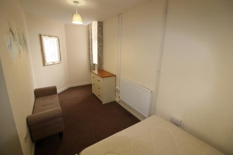 1 bedroom in a house share to rent, Borough Road, Burton upon Trent DE14